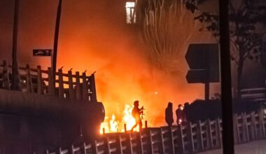 Iran protests: Death toll grows as internet blackout continues