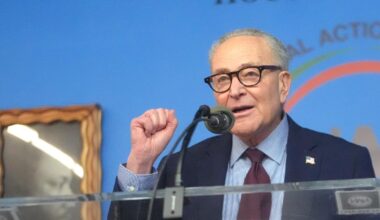 Democrats will not provide votes to advance DHS funding bill in wake of Minneapolis shooting, Schumer says