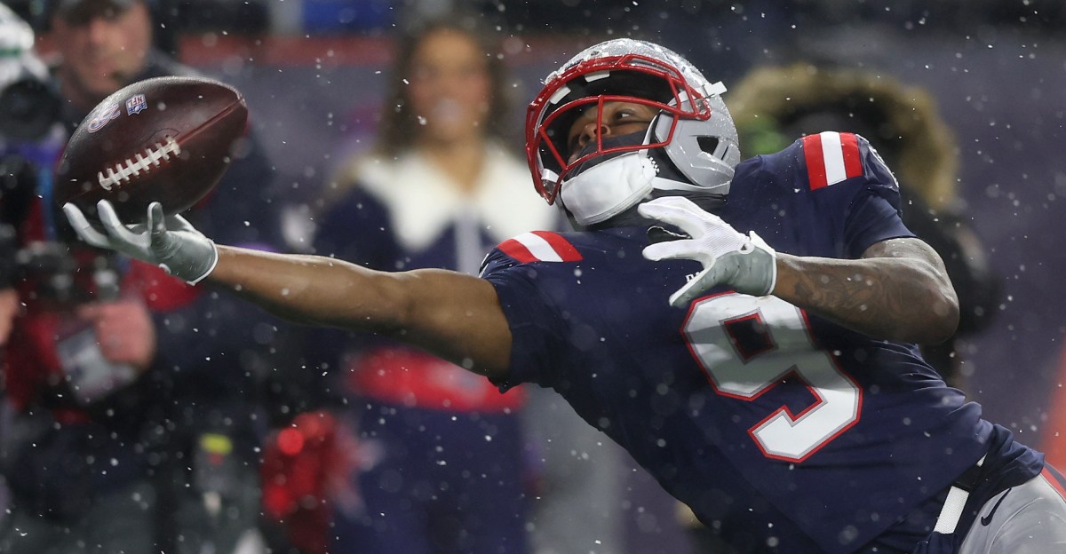 6 winners and losers from Patriots’ playoff win over Texans