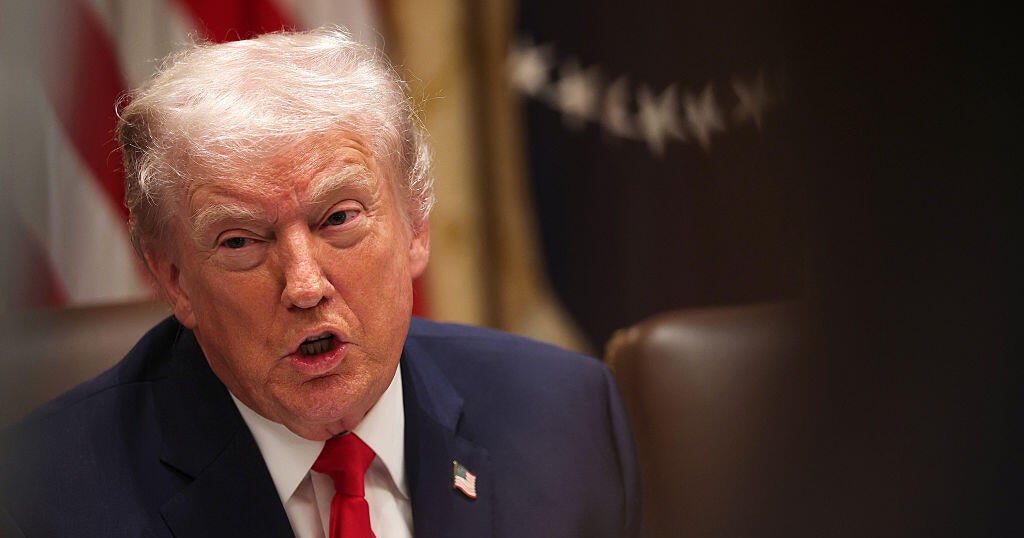 Trump signs order launching new initiative to address drug addiction