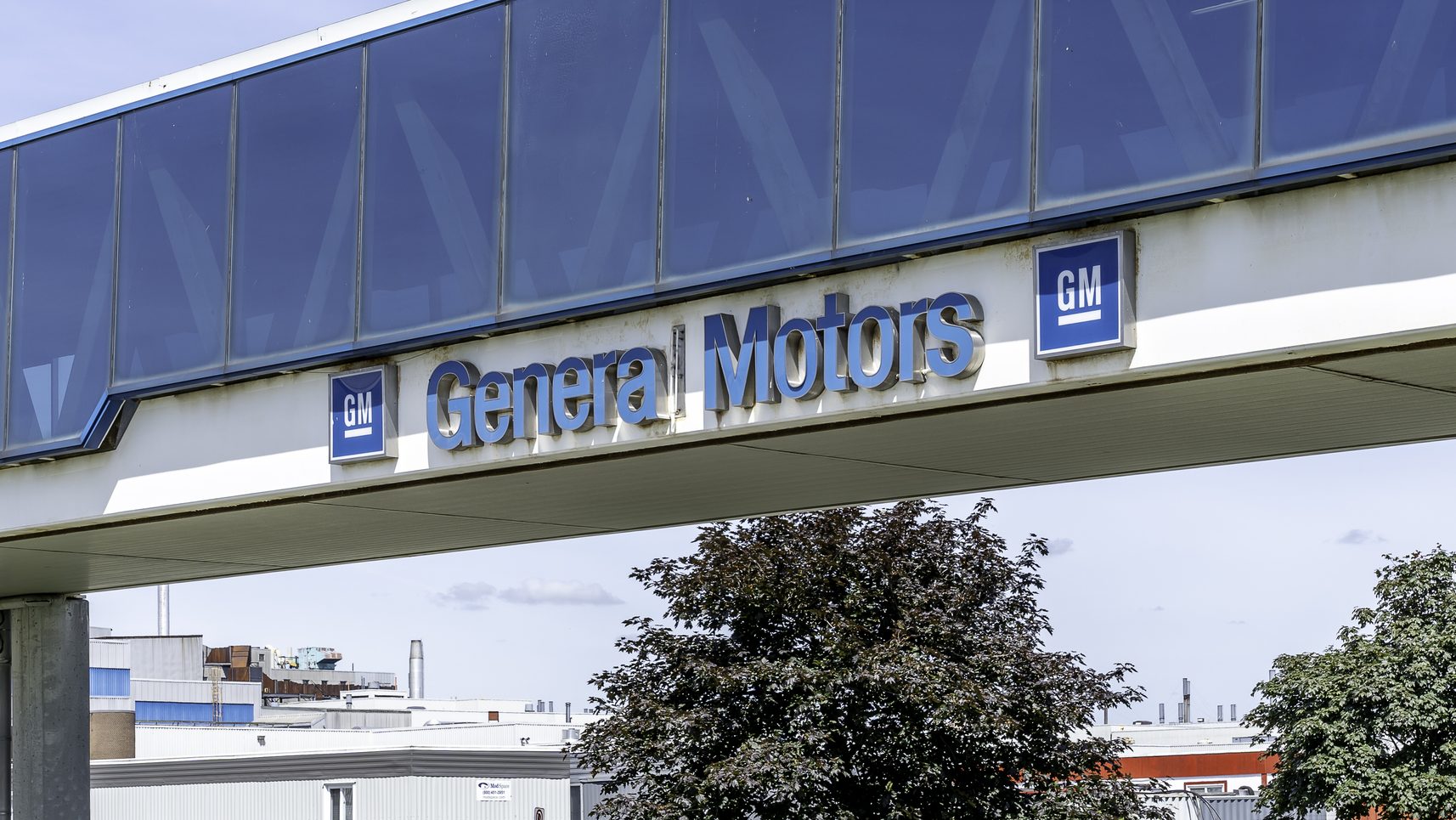 Hundreds of autoworkers laid off as GM shuts down 3rd shift