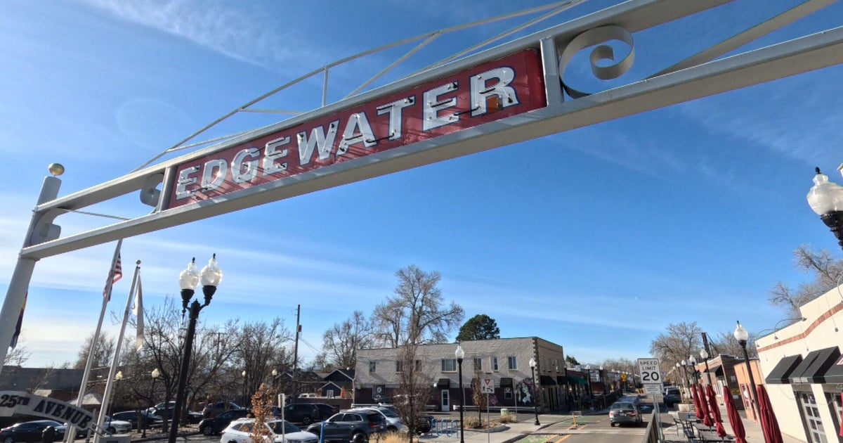 Under new Colorado law, Edgewater changes how tipped workers are paid