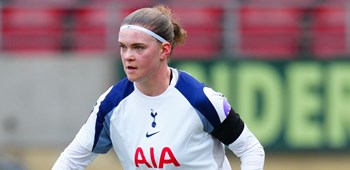 Brilliant Signe Gaupset helps Women to FA Cup fifth round