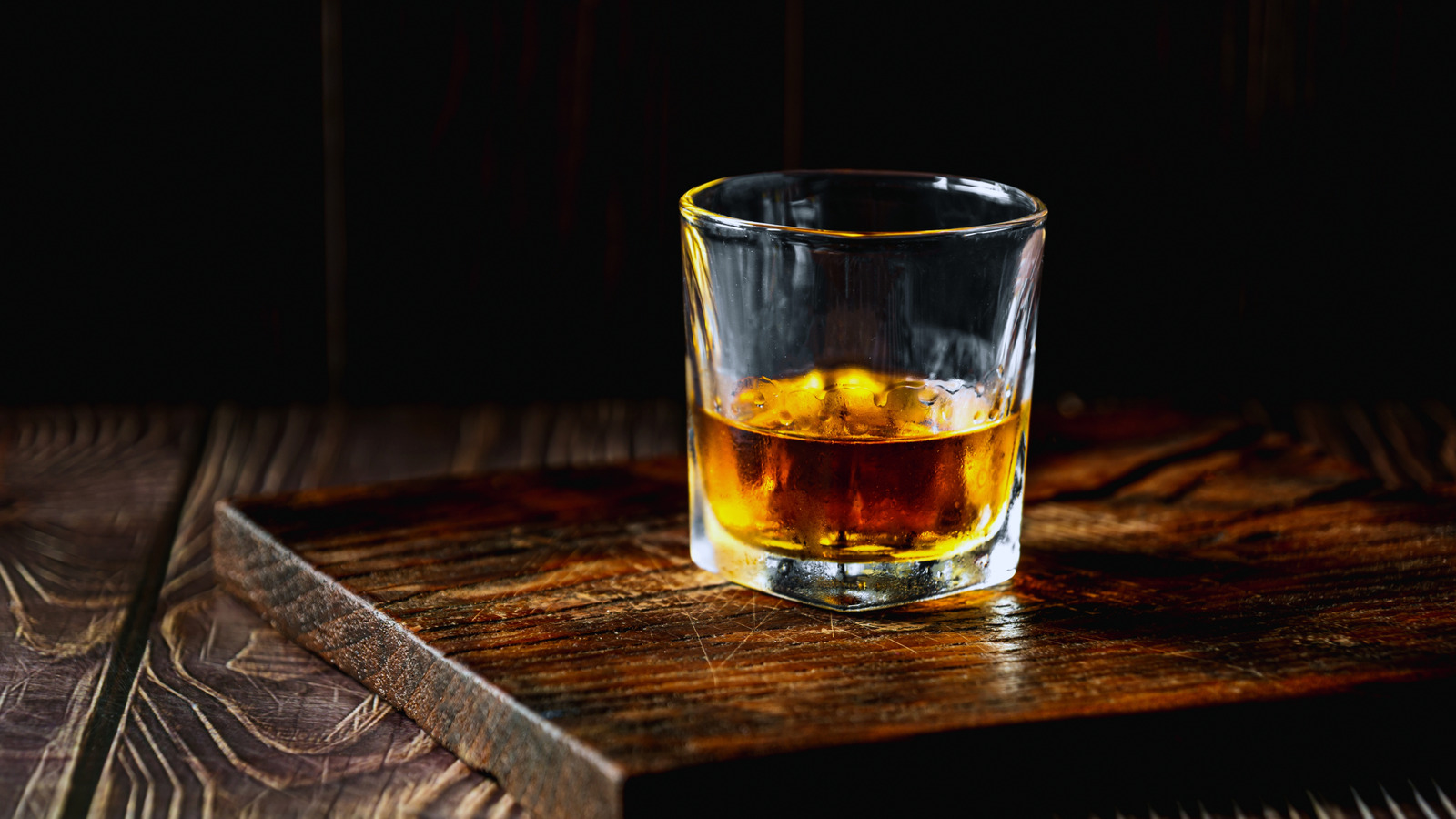 The 5 Best Single-Malt Whiskies For Celebrating Burns Night, Scotland's Annual Celebration