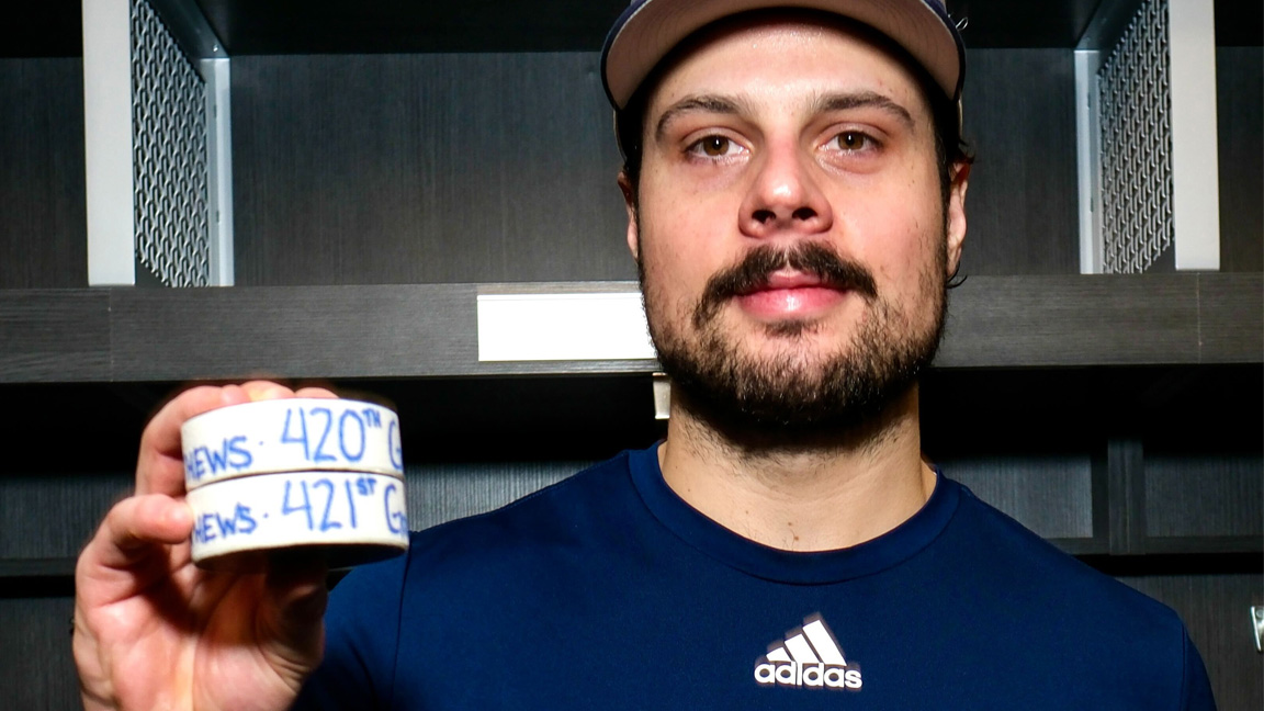 Matthews becomes Maple Leafs franchise leader in goals in loss to Islanders