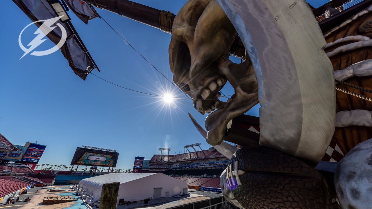 The All Gas, No Brakes Guide to Stadium Series Weekend - NHL.com