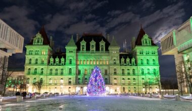 Governor Hochul Directs State Landmarks to Be Illuminated Green in Honor of Muslim American Heritage Month