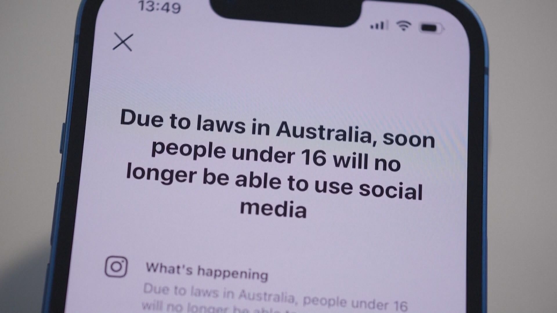 Click to play video: '4.7M teen social media accounts removed since Australia instituted ban'