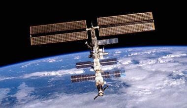 ISS SOS: The plan to leave a doomed space station