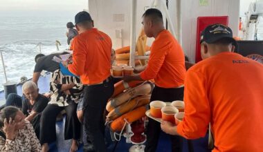 Ferry sinks in southern Philippines, killing at least 18 people, but over 300 rescued