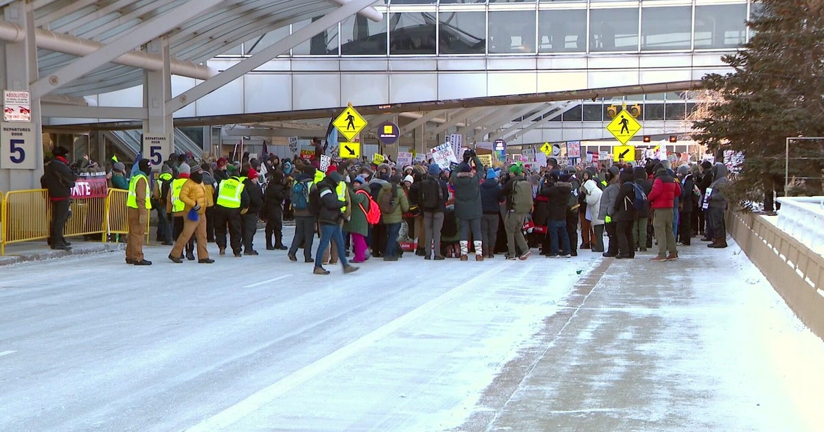 Clergy members arrested at MSP while protesting ICE in Minneapolis