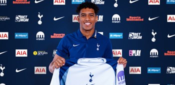Souza signs from Santos | Tottenham Hotspur
