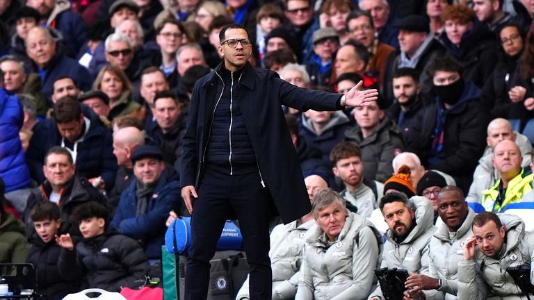 Chelsea manager Liam Rosenior on the touchline during the Premier League match at Stamford Bridge, London. Picture date: Saturday January 17, 2026. PA Photo. Photo credit should read: Bradley Collyer/PA Wire...RESTRICTIONS: EDITORIAL USE ONLY No use with unauthorised audio, video, data, fixture lists, club/league logos or "live" services. Online in-match use limited to 120 images, no video emulation. No use in betting, games or single club/league/player publications.
