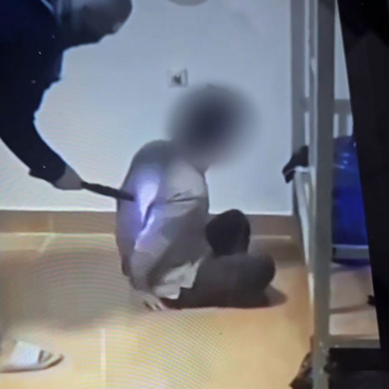 Shared on Telegram, this screenshot appears to show a victim receiving an electric shock in an alleged Cambodia‑based scam operation.