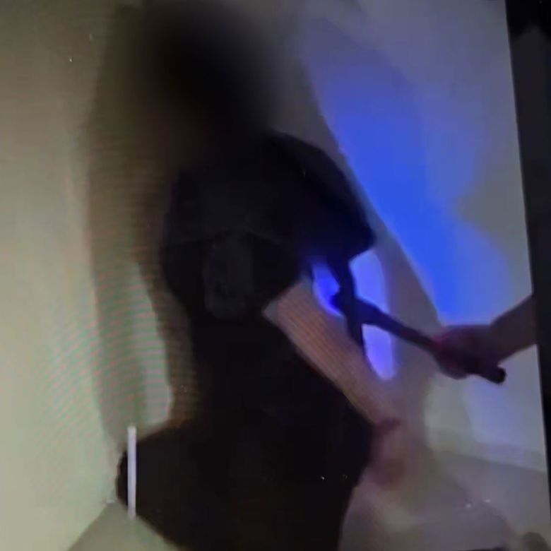 Shared on Telegram, this screenshot appears to show a victim receiving an electric shock in an alleged Cambodia‑based scam operation.