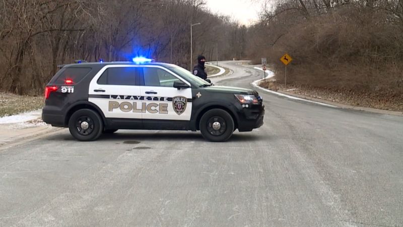 Steven and Kimberly Meyer: Police search for suspect in the shooting of an Indiana judge and his wife