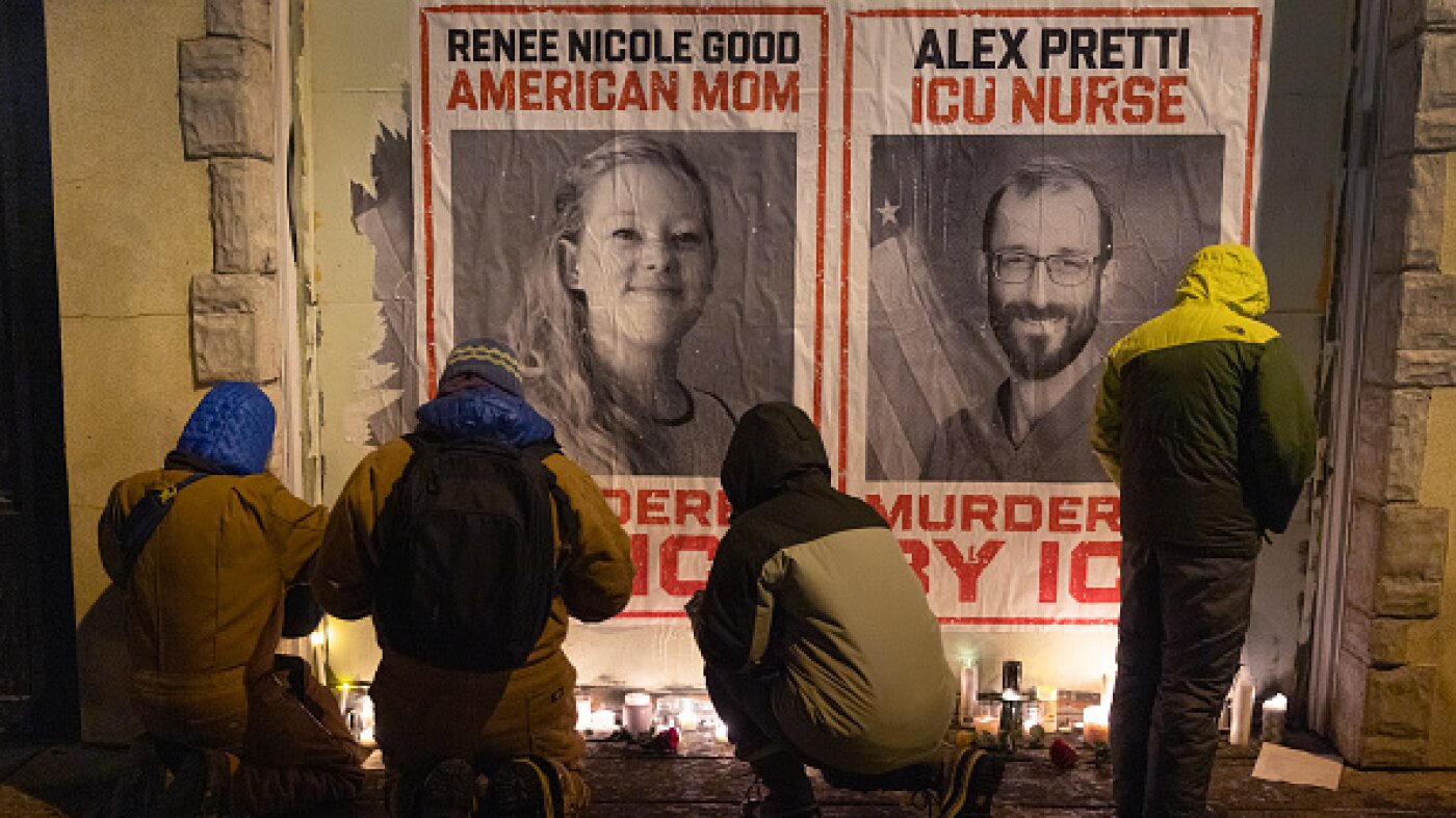 Alex Pretti shooting by federal agents prompts DOJ civil rights probe : NPR