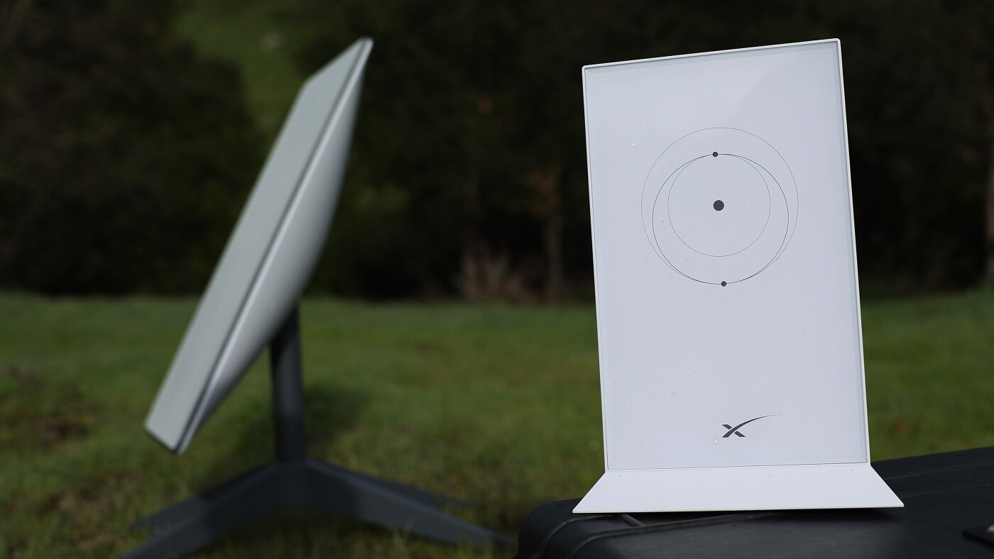 How people in Iran are using Starlink to get around the internet blackout : NPR