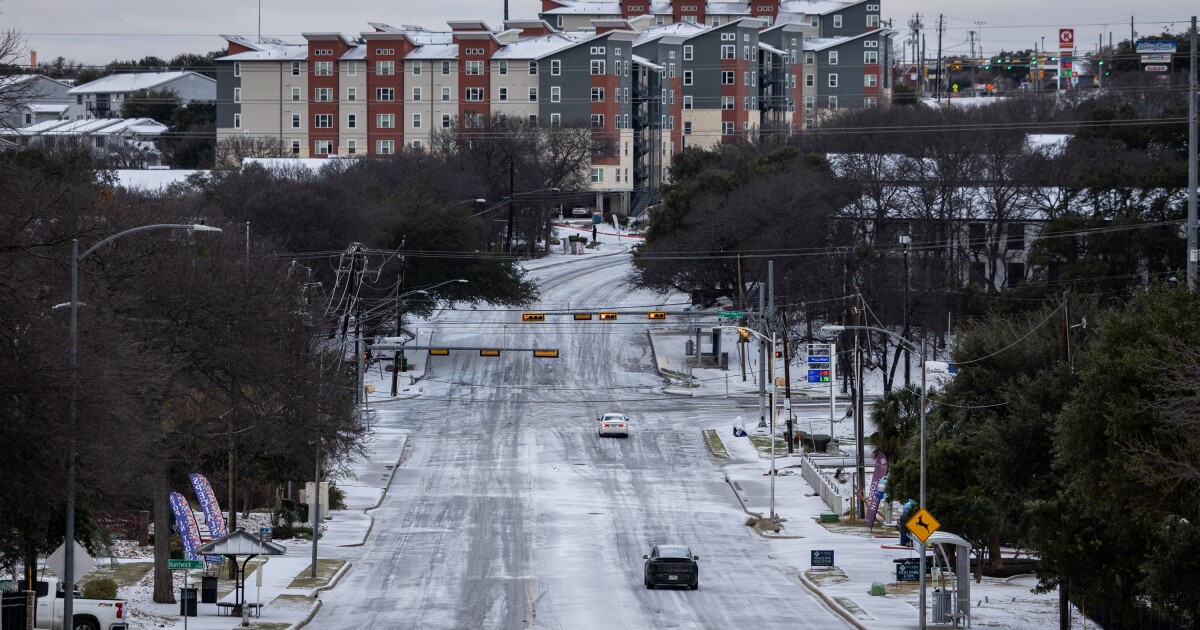 UT, Austin ISD cancel classes Monday due to icy roads