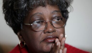 Civil rights pioneer Claudette Colvin dies at 86