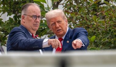 Trump quietly appoints members to Commission of Fine Arts