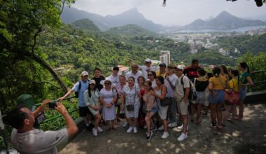 Rio's favelas attract visitors seeking a cultural immersion