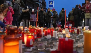 Swiss investigators believe sparkling candles ignited fatal bar fire