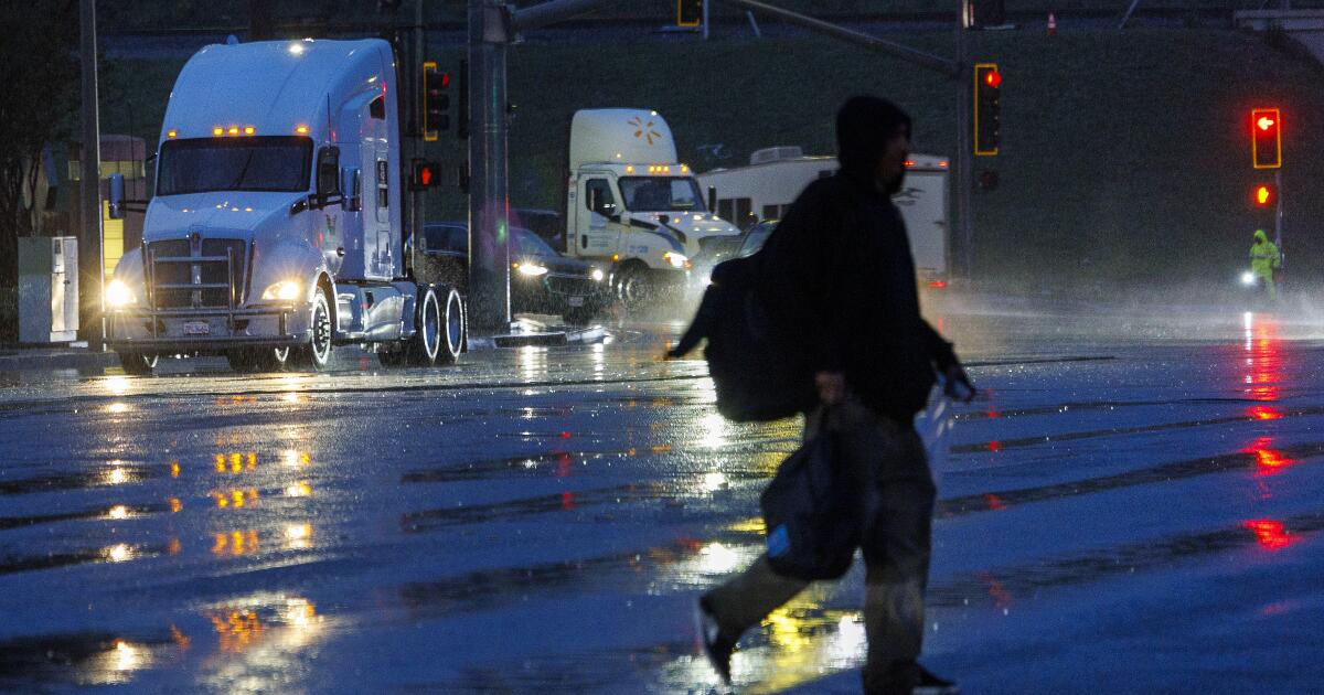 New Year's Day downpour floods Southern California highways