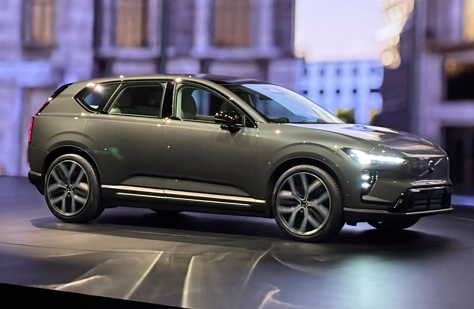 Official: New Volvo EX60 is 'game-changer' with 503-mile range