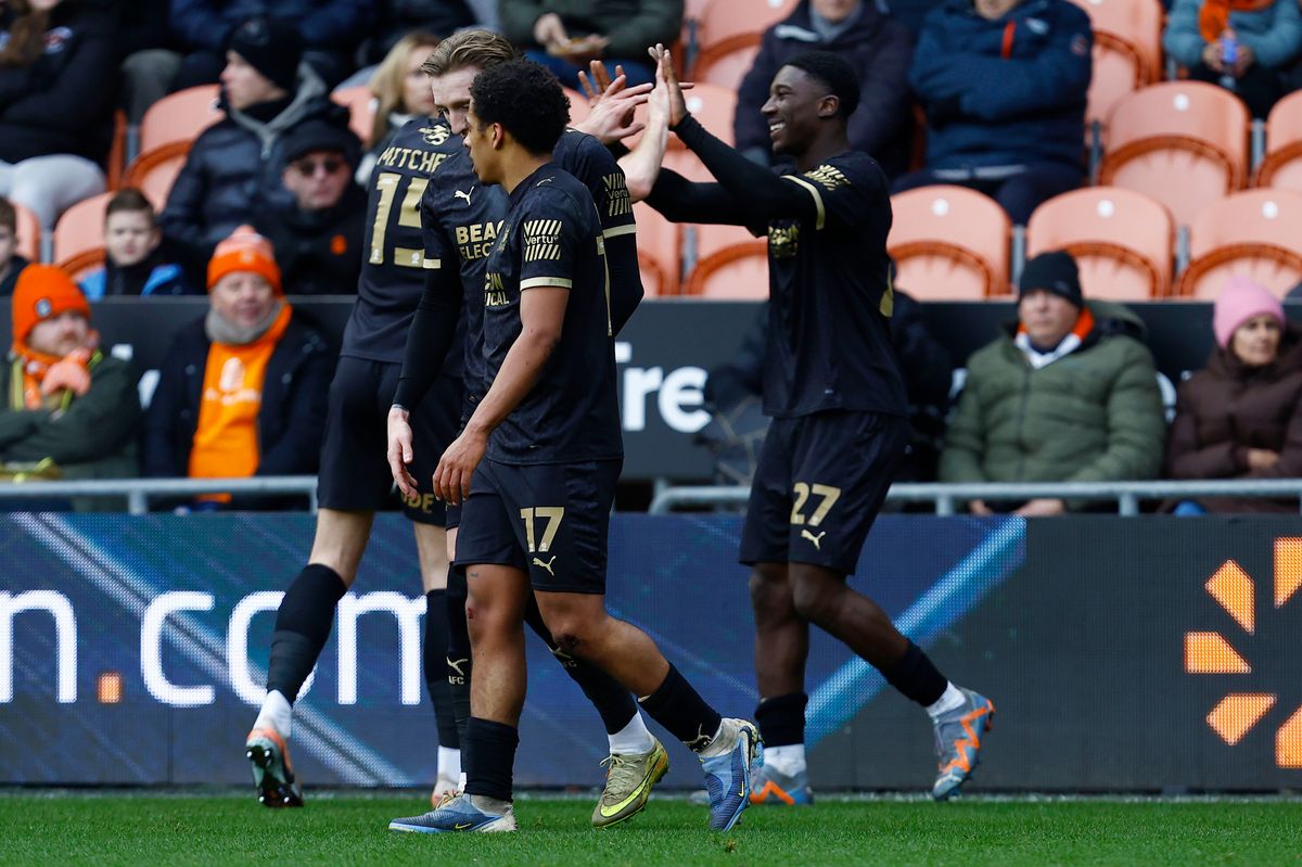Goal celebrations for Bim Pepple of Plymouth Argyle during the EFL League One match between Blackpool and Plymouth Argyle at Bloomfield Road on 14 February 2026 in Blackpool, England (Photo by Steve Taylor/PPAUK)