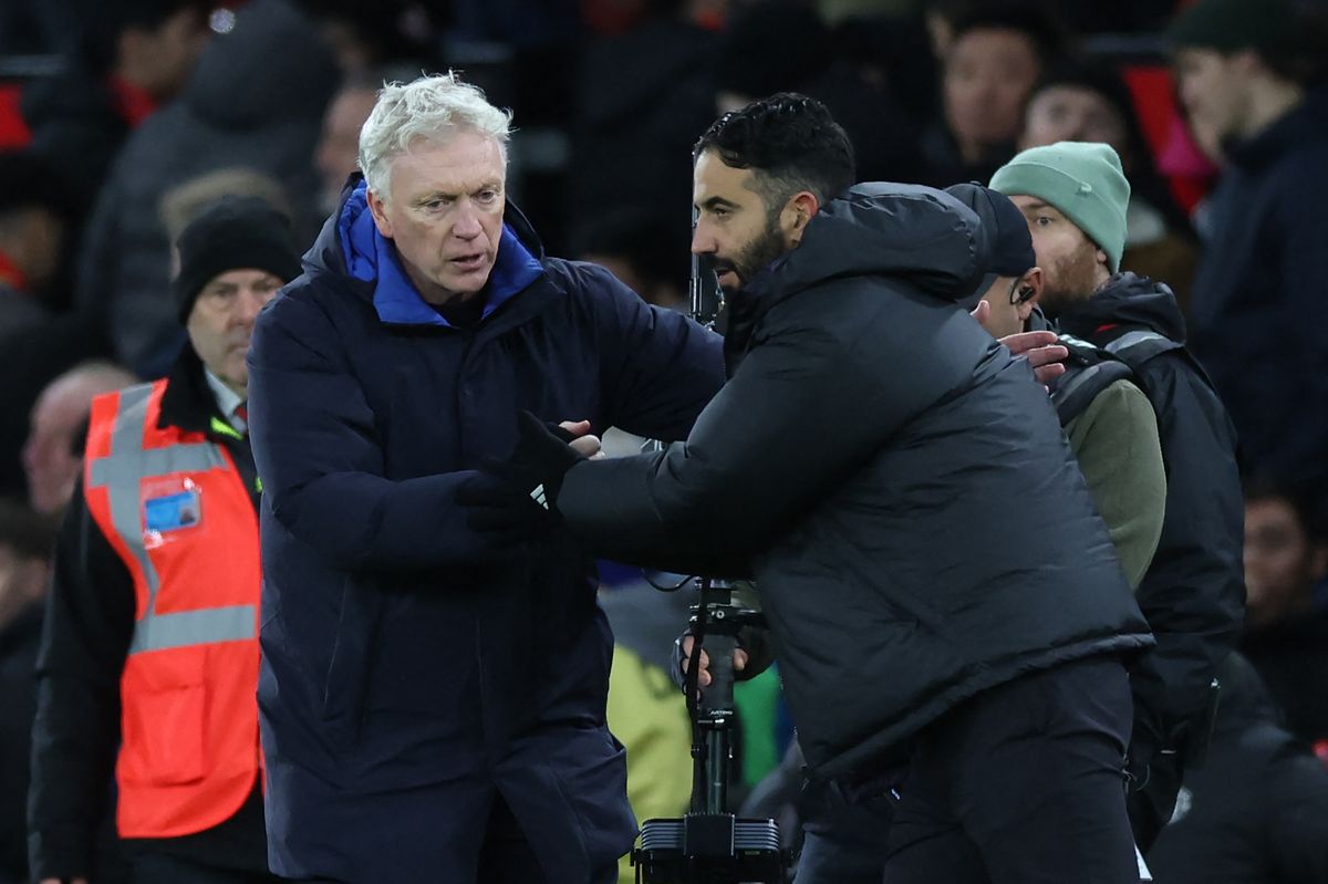 Ruben Amorim congratulates David Moyes after Manchester United's defeat to Everton