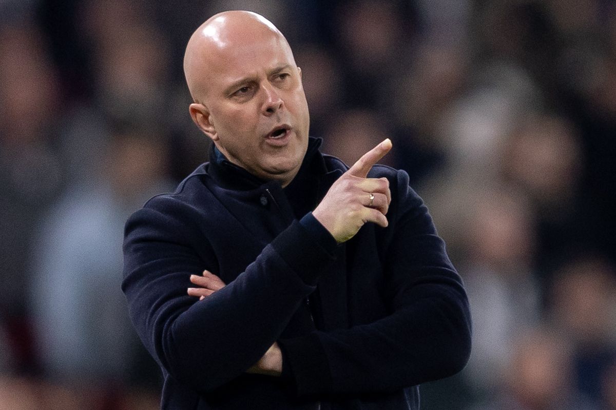 Liverpool head coach Arne Slot