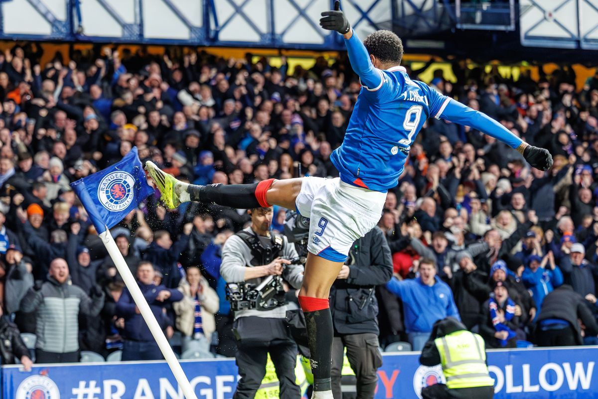 Youssef Chermiti celebrates Rangers third goal of the game during the William Hill Premiership match between Rangers and Heart of Midlothian at Ibrox Stadium. Photo by WM Sport Media/Getty Images