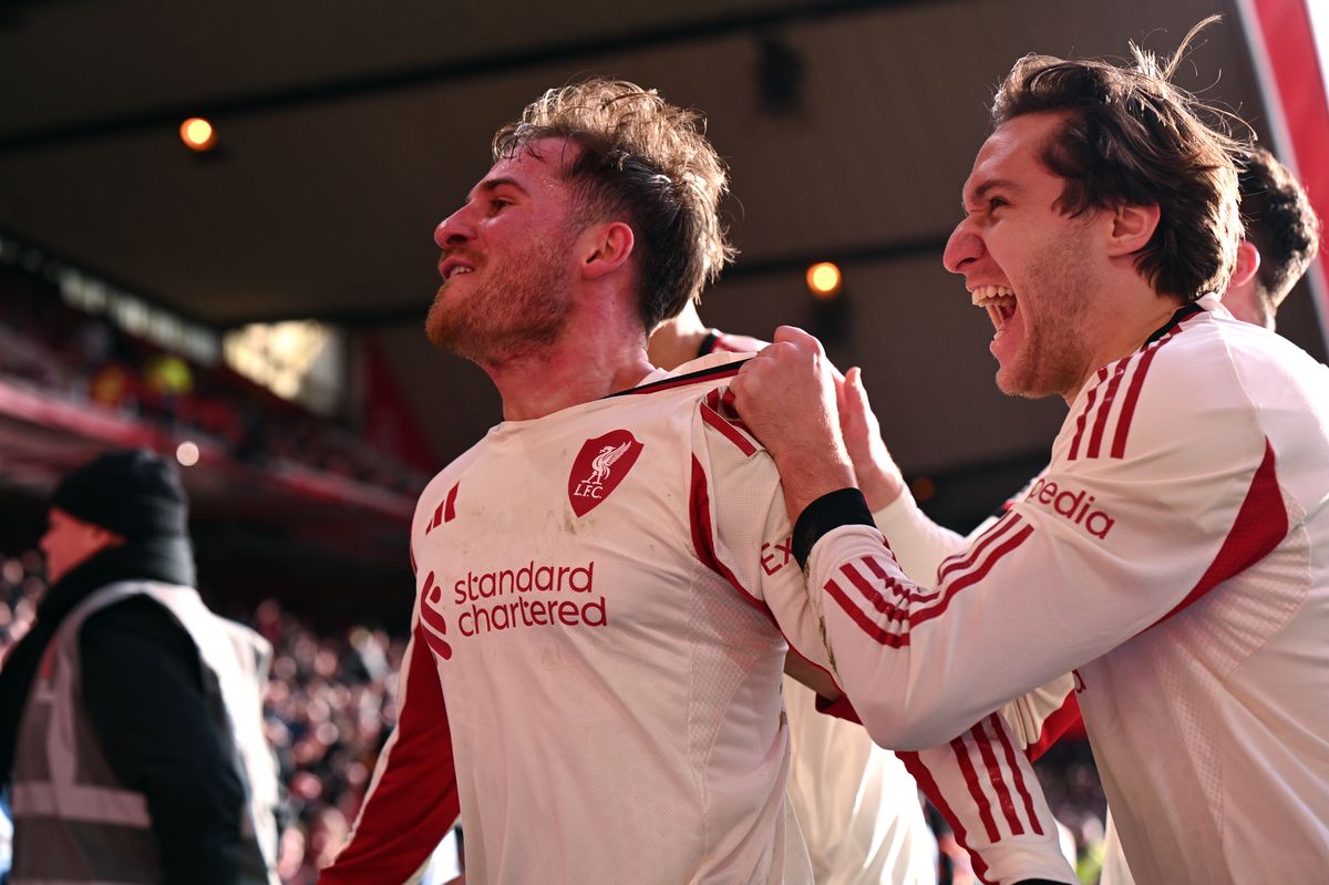 Alexis Mac Allister celebrates