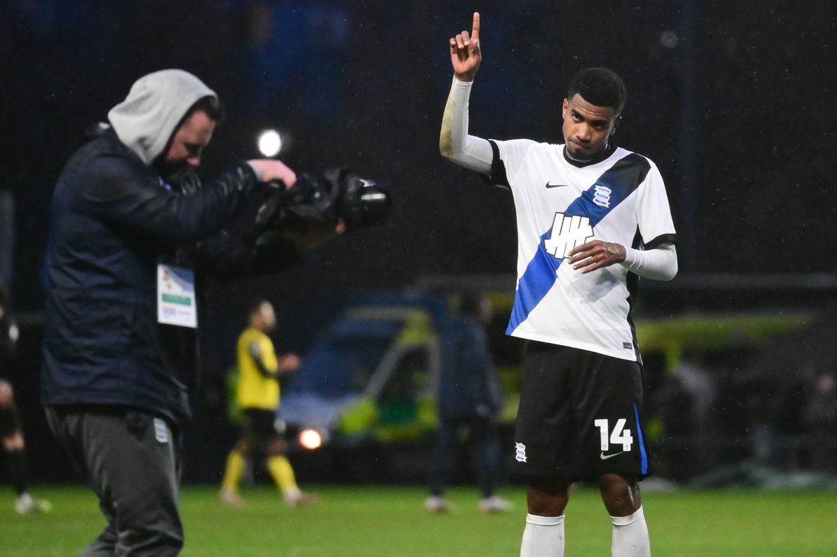 Birmingham City midfielder Jhon Solis celebrates victory over Oxford United