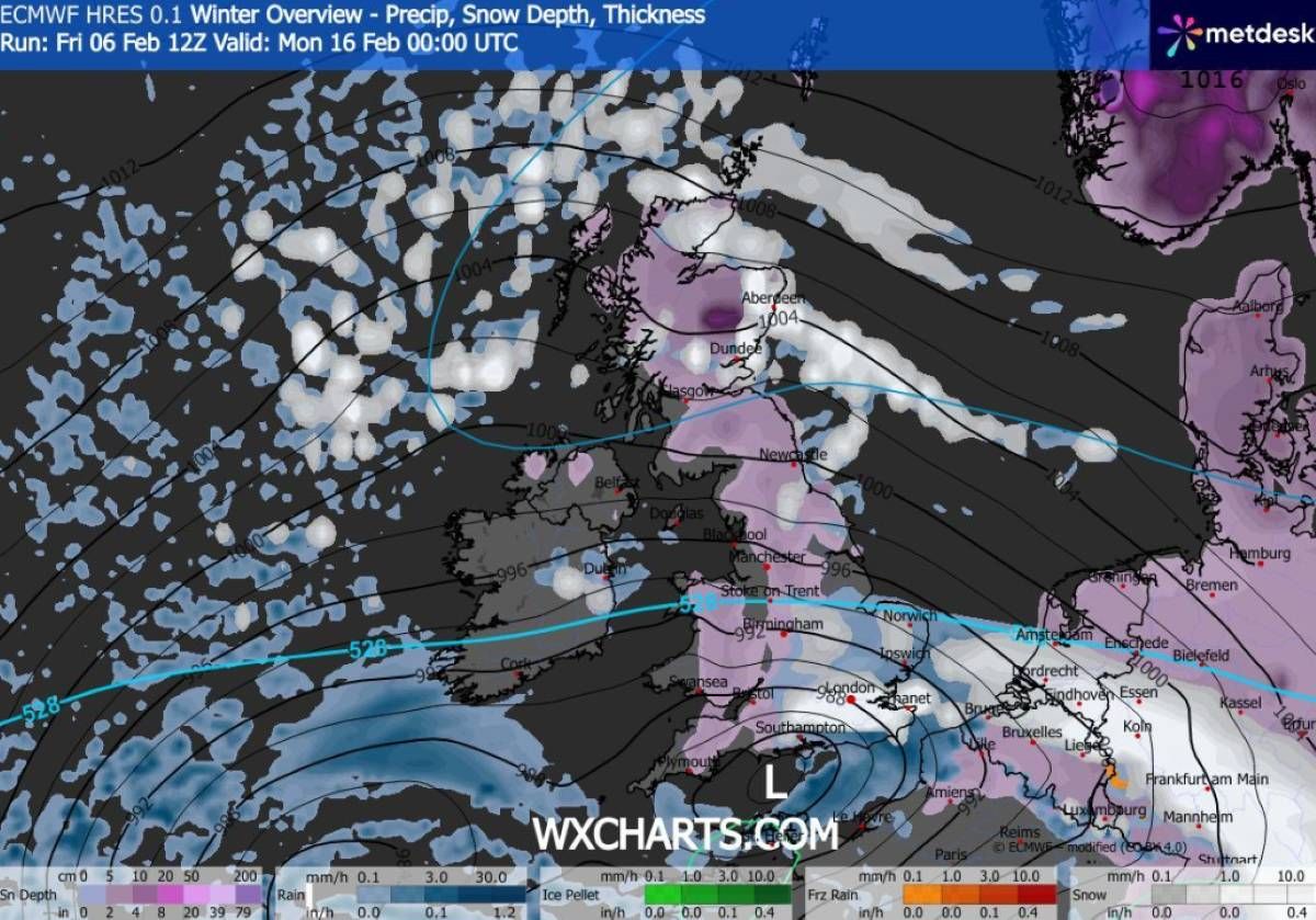 Snow map showing snow across UK