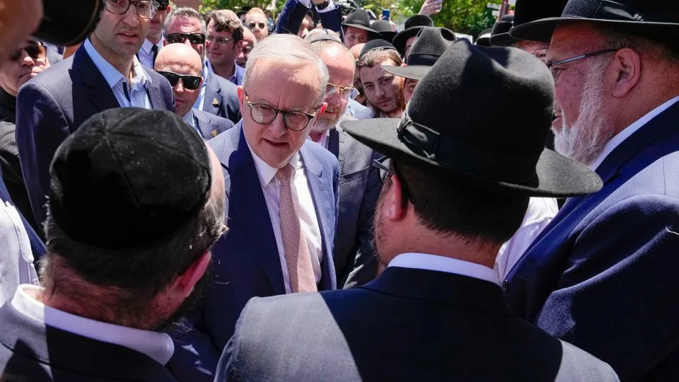 Australian Prime Minister Anthony Albanese speaks to members of the local Jewish community on December 10, 2024 in Melbourne, Australia. - Asanka Ratnayake/Getty Images