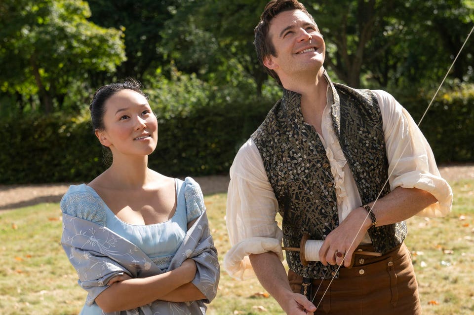 Bridgerton. (L to R) Yerin Ha as Sophie Baek, Luke Thompson as Benedict Bridgerton in episode 403 of Bridgerton.