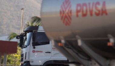 Trump says India will buy oil from Venezuela