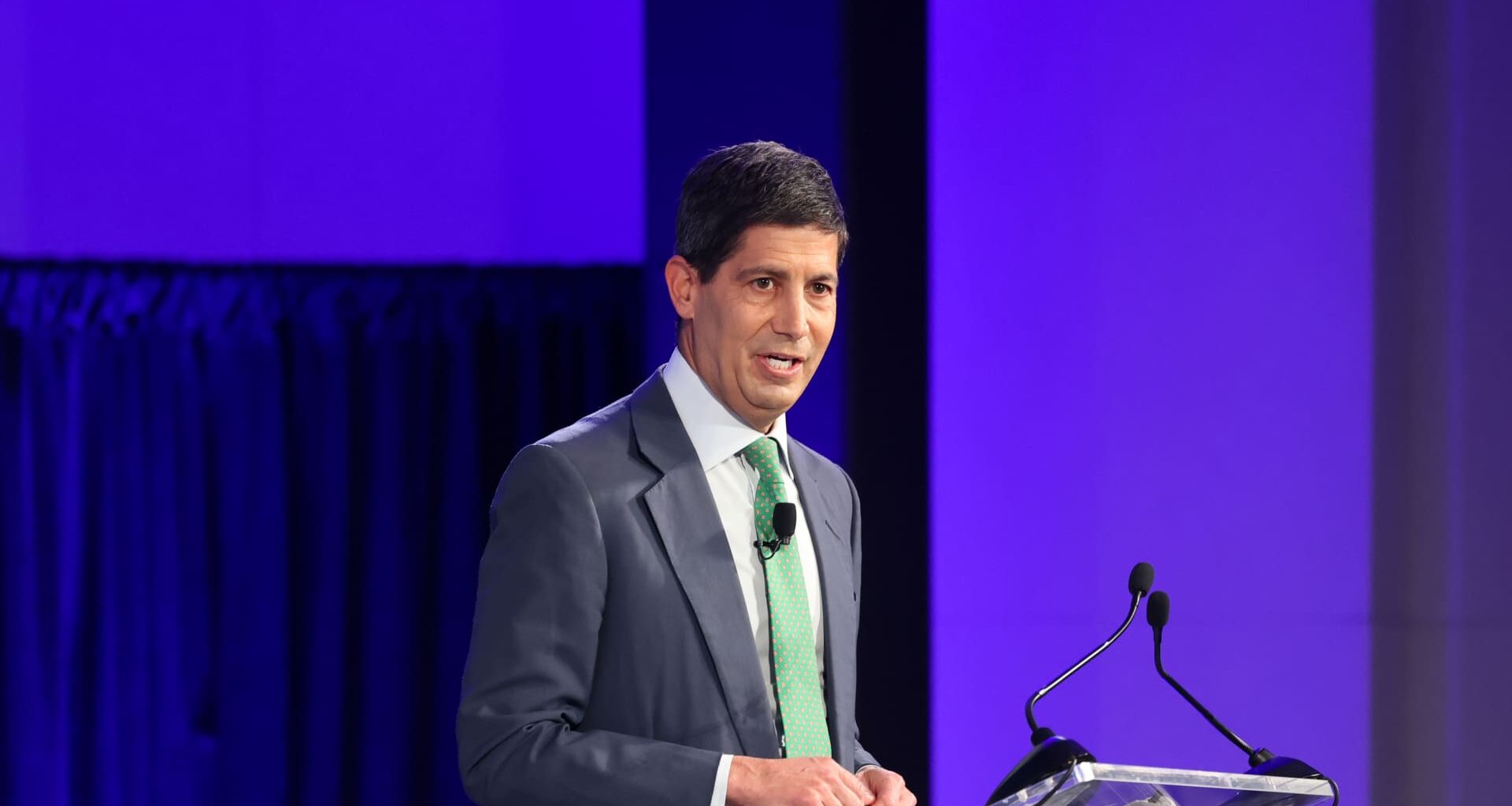 Gold and silver tank amid Trump picking Kevin Warsh as Fed chair