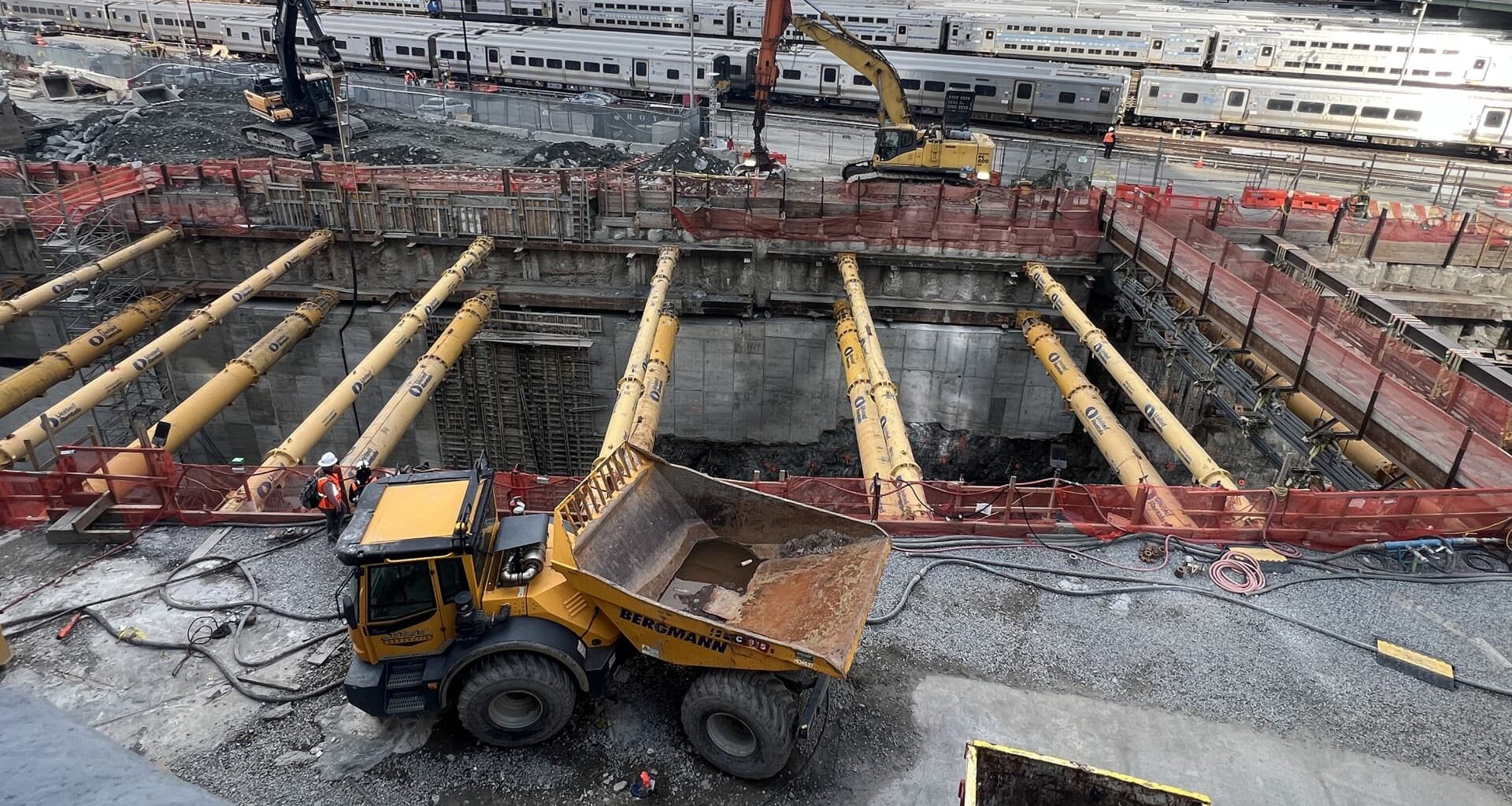 U.S. judge unfreezes funding for $16 billion New York City tunnel project