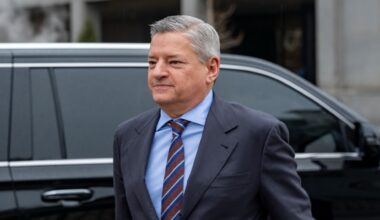 Netflix ditches Warner Bros. Discovery deal after Paramount offer deemed superior