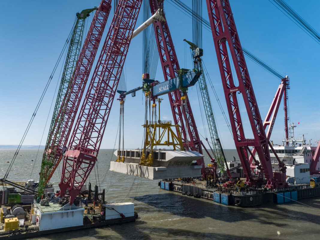 Trials show Hinkley Point's acoustic fish deterrent system highly effective at protecting fish