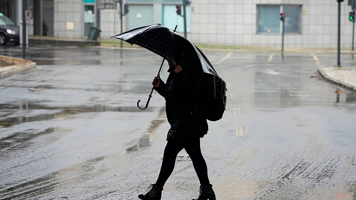 Portugal braces for second major storm as authorities urge residents to prepare emergency kits