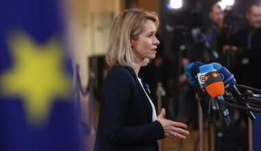 Double Hungarian veto thwarts loan for Ukraine and new sanctions on Russia