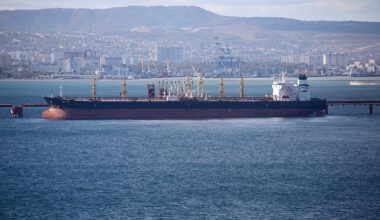 Russia's oil revenues dwindle as sanctions bite, hitting economy