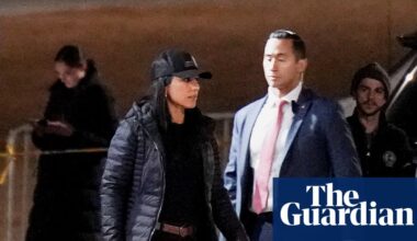 Tulsi Gabbard running solo 2020 election inquiry separate from FBI investigation | Trump administration