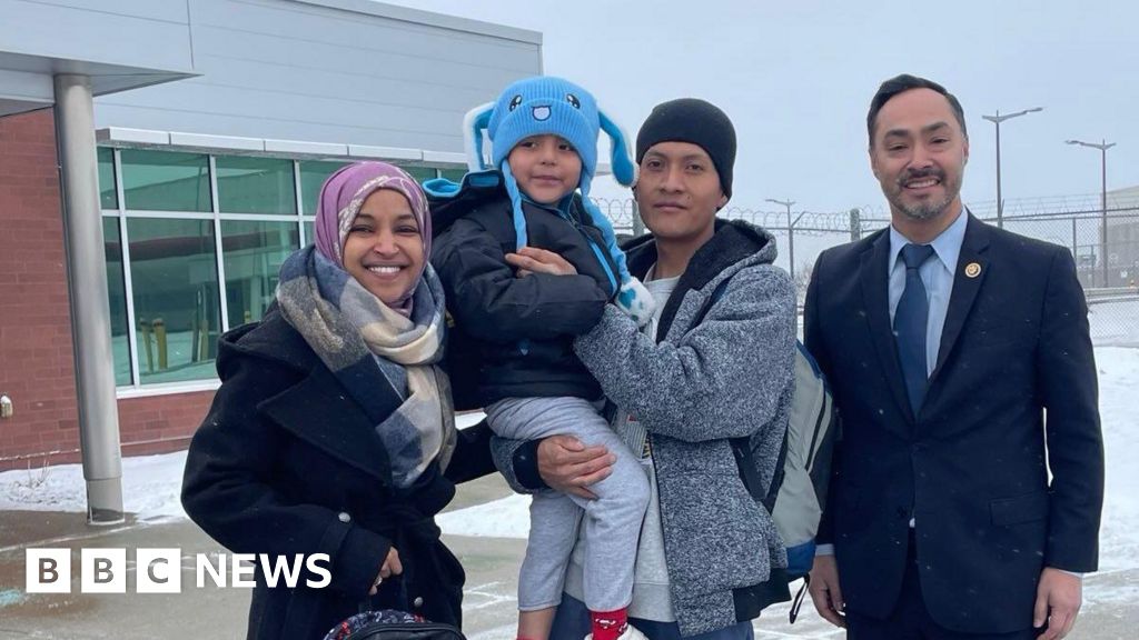 Boy, 5, and father detained by ICE return to Minnesota after release - BBC