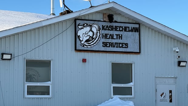 Plans underway to evacuate medical personnel from northern Ontario First Nation still under state of emergency