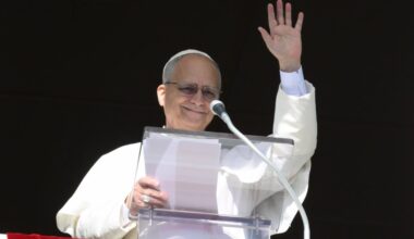 Pope at Angelus: Beatitudes can become a measure of happiness